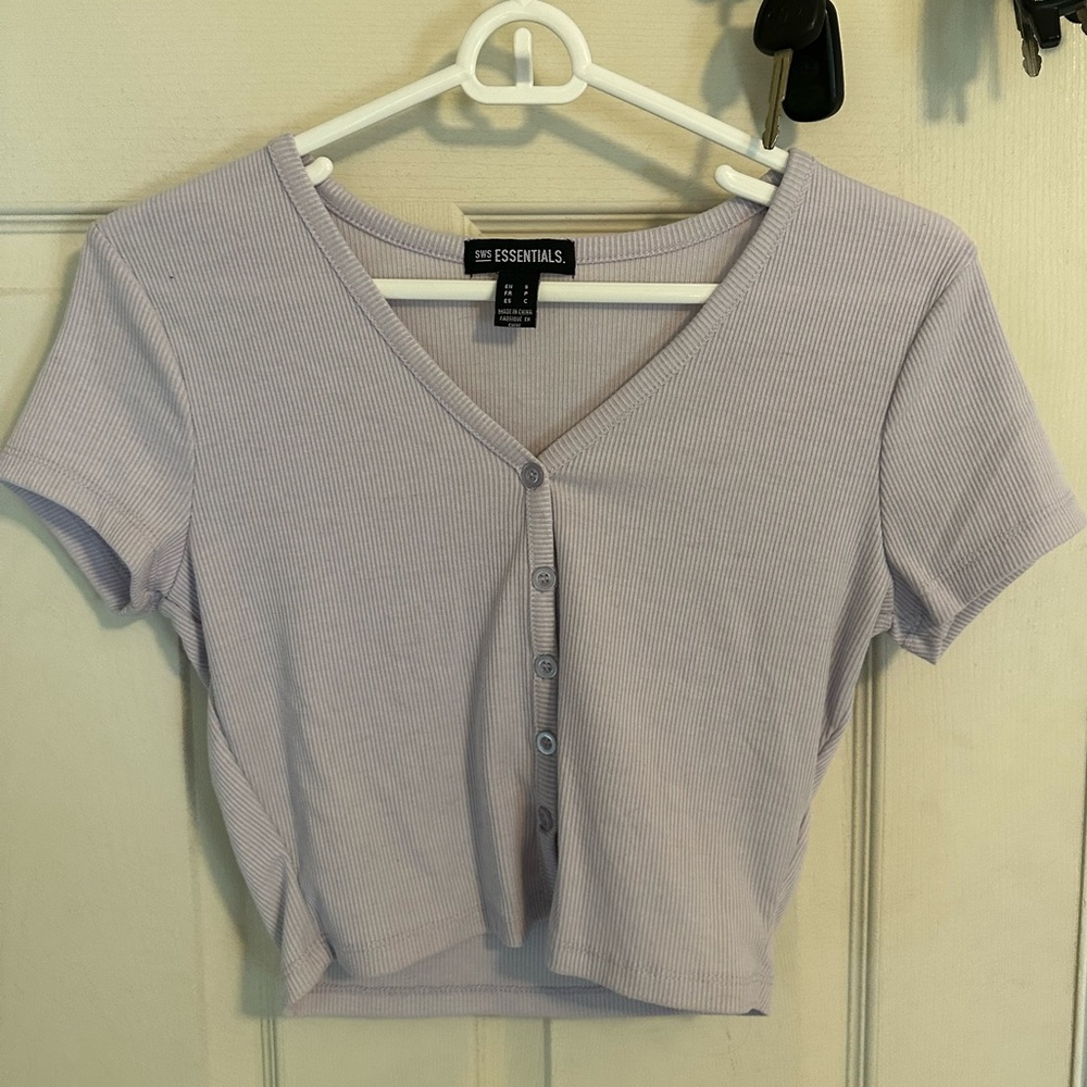 Sws Essentials, baby tee, lightly ribbed, button up